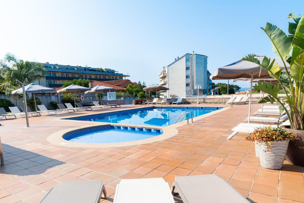 Hotel Ton Sanxenxo Buitenkant foto