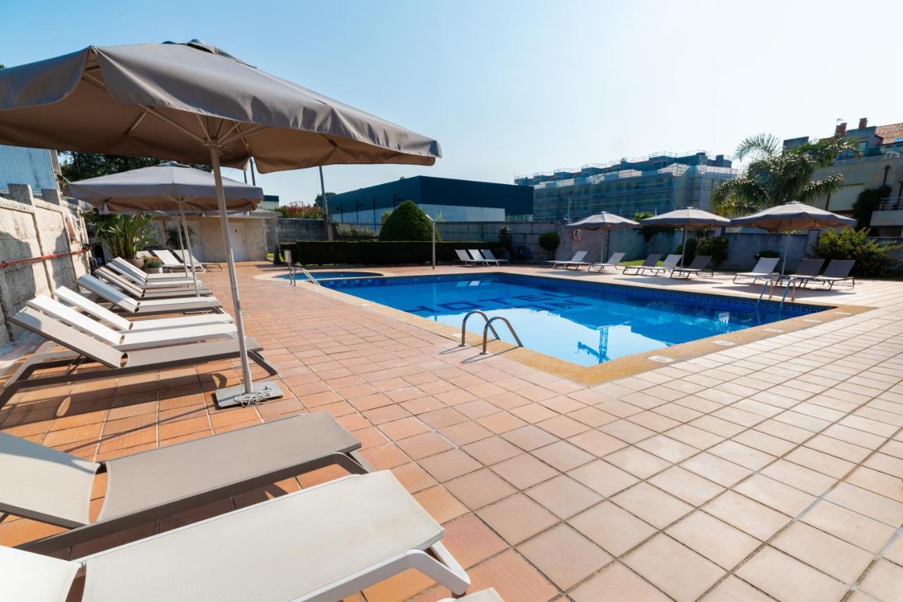 Hotel Ton Sanxenxo Buitenkant foto